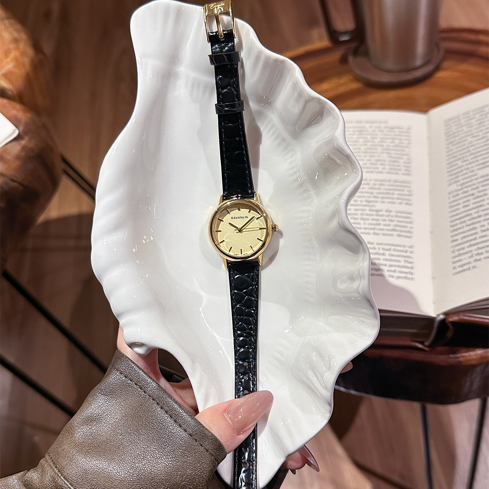 새로운 럭셔리 빈티지 블랙 앤 골드 가죽 스트랩 쿼츠  - Luxury Watch Gold And Black 리뷰 및 가격