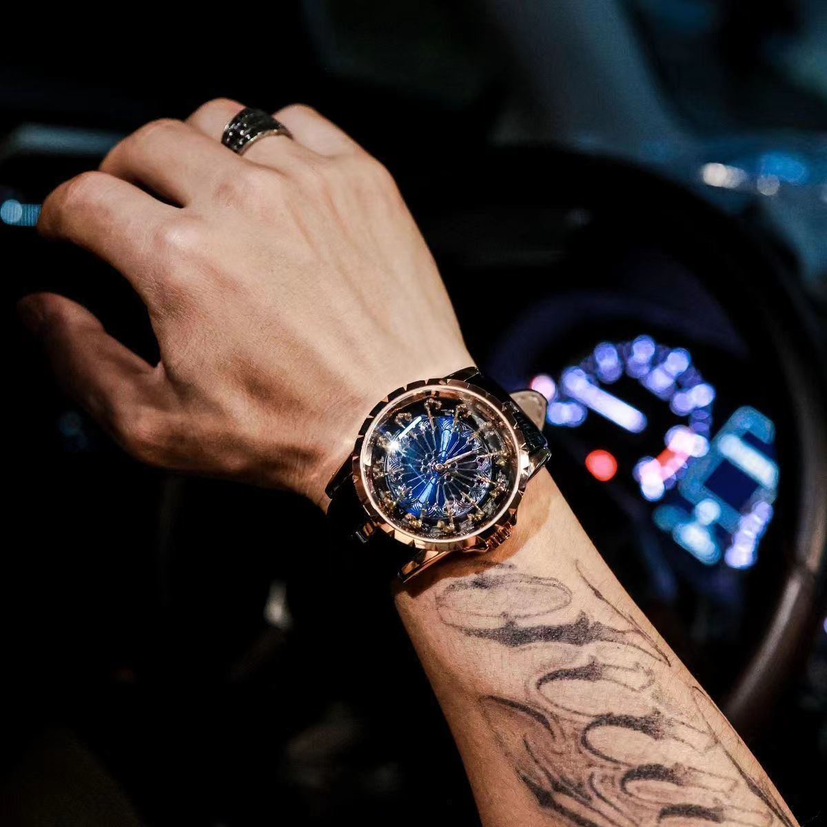 고급스럽고 우아한 남성용 시계, 열두 테이블 기사단 시 - Zodiac Luxury Watch 리뷰 및 가격