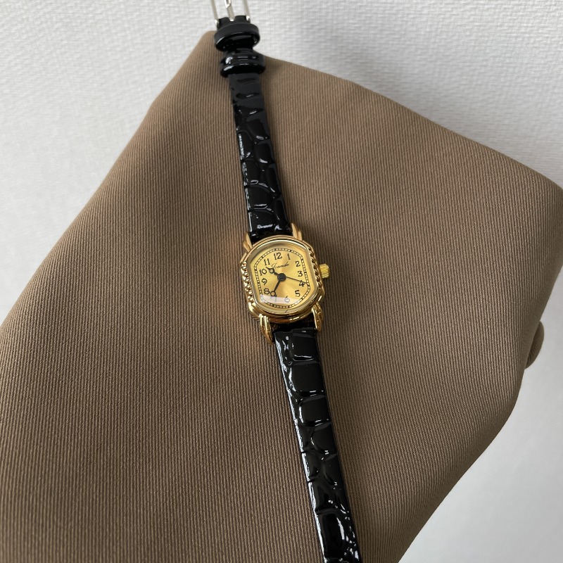 빈티지 타원형 여성용 쿼츠 시계 럭셔리 골드 섬세한 디 - Luxury Watch Gold And Black 리뷰 및 가격