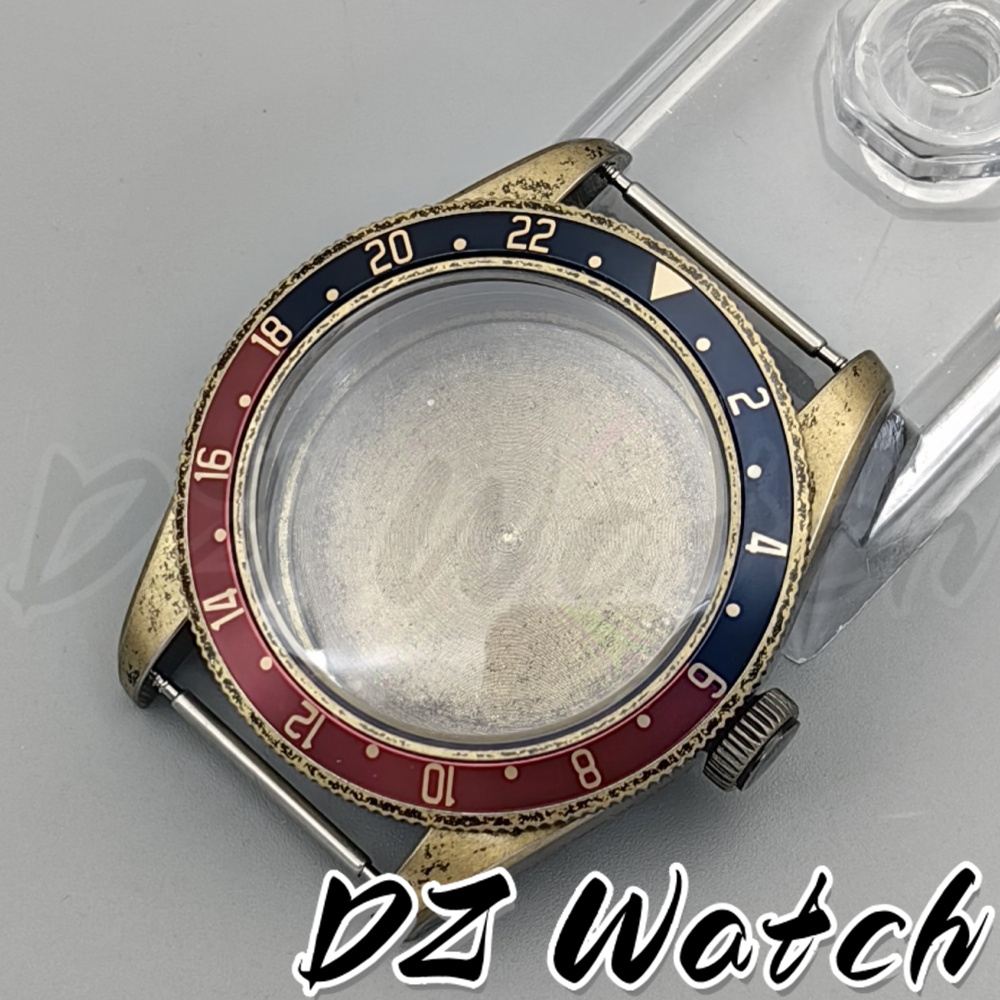 DZ 레트로 돔 사파이어 크리스탈 시계 케이스, BB5 - Exhibition Caseback 리뷰 및 가격