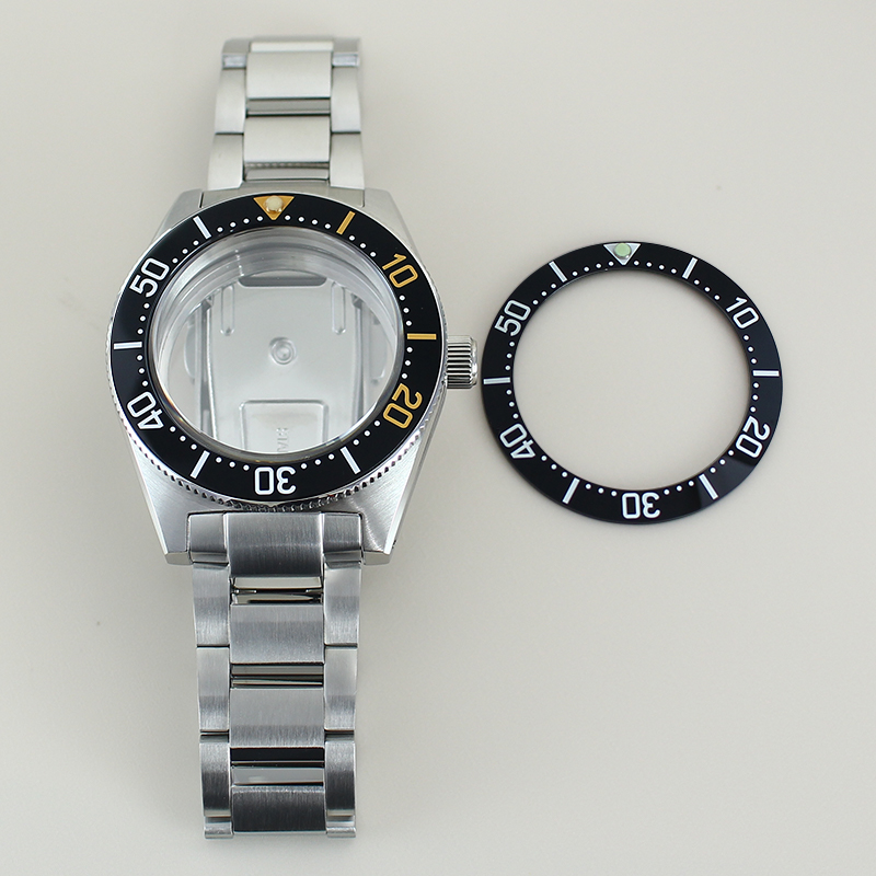 수정 된 SPB143J1/SPB253J1 세이코 NH3 - Exhibition Caseback 리뷰 및 가격