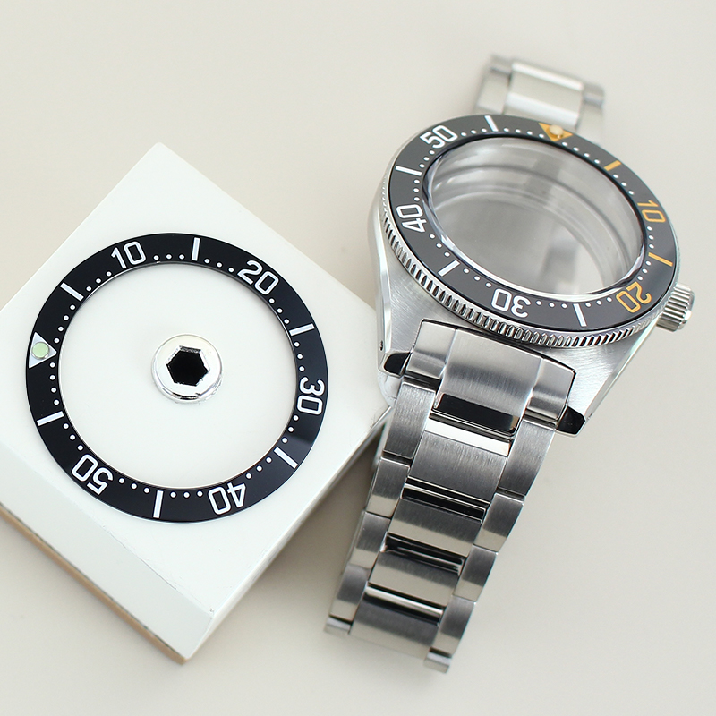 수정 된 SPB143J1/SPB253J1 세이코 NH3 - Exhibition Caseback 리뷰 및 가격